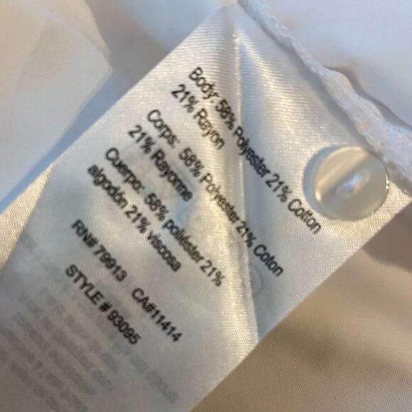 Motherhood Maternity White Empire Waist White Blouse Women’s Size Medium NWT - Picture 4 of 11